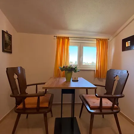 Apartment Si *