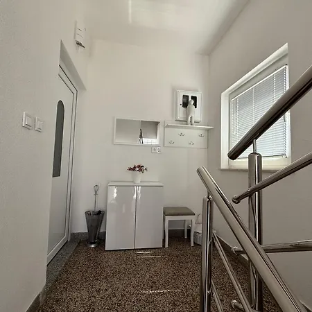 Apartment Si *